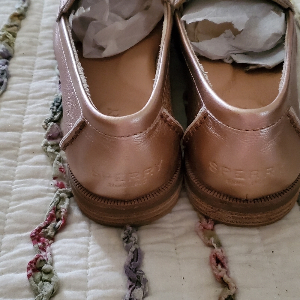 Womens Sperry rose gold loafers - Picture 5 of 5